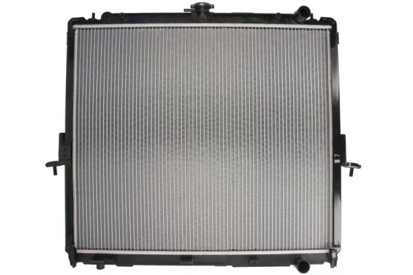 Chladič, chlazení motoru THERMOTEC D71037TT – OE 21410EB30A Chladič, chlazení motoru THERMOTEC D71037TT – OE 21410EB30A